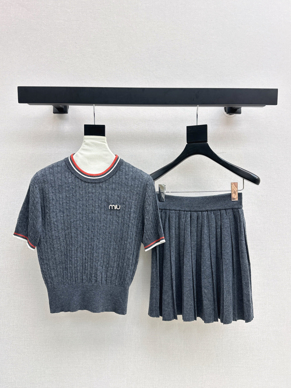 25fw knitted suit
