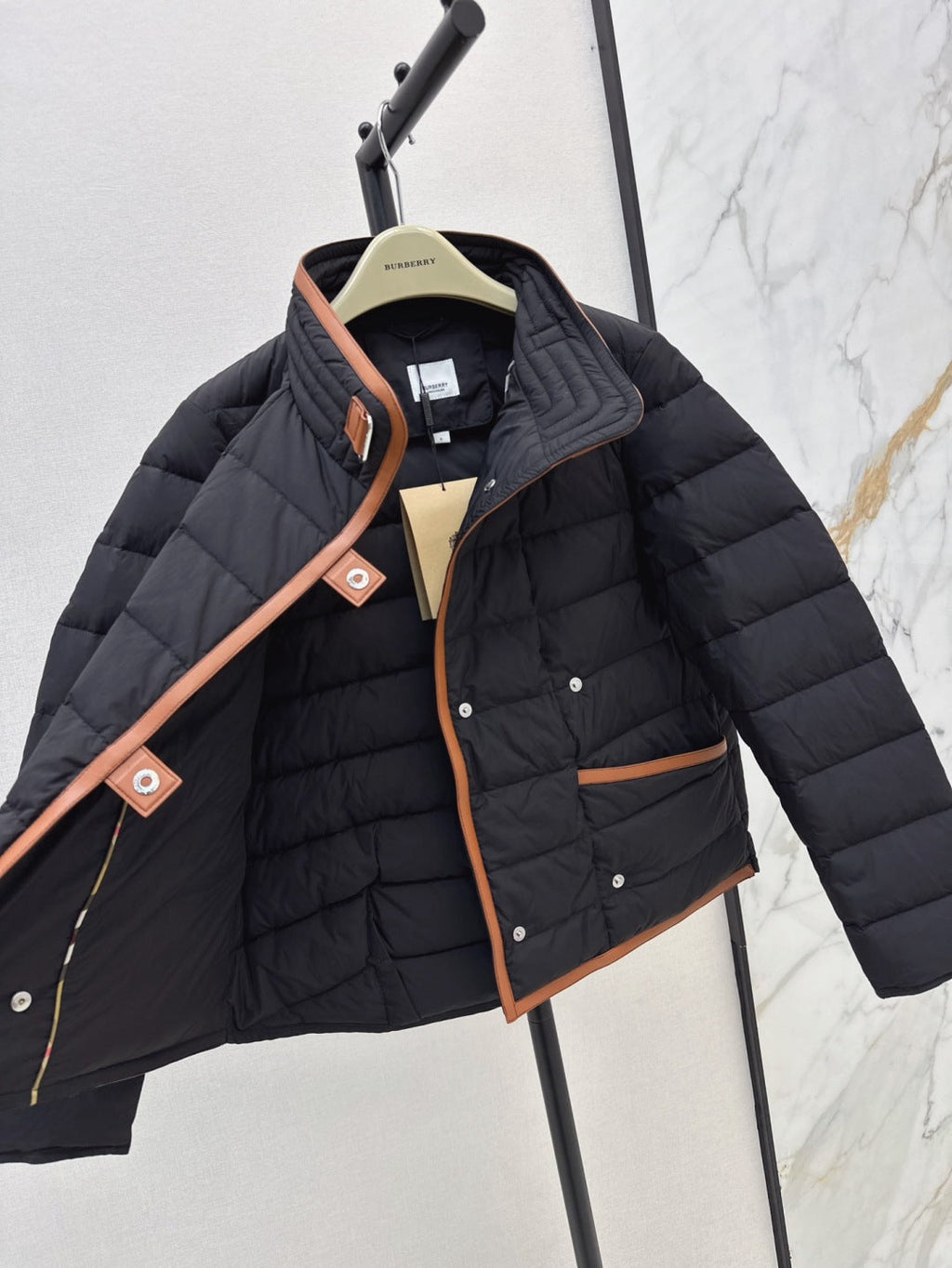 Bur 25fw down jacket