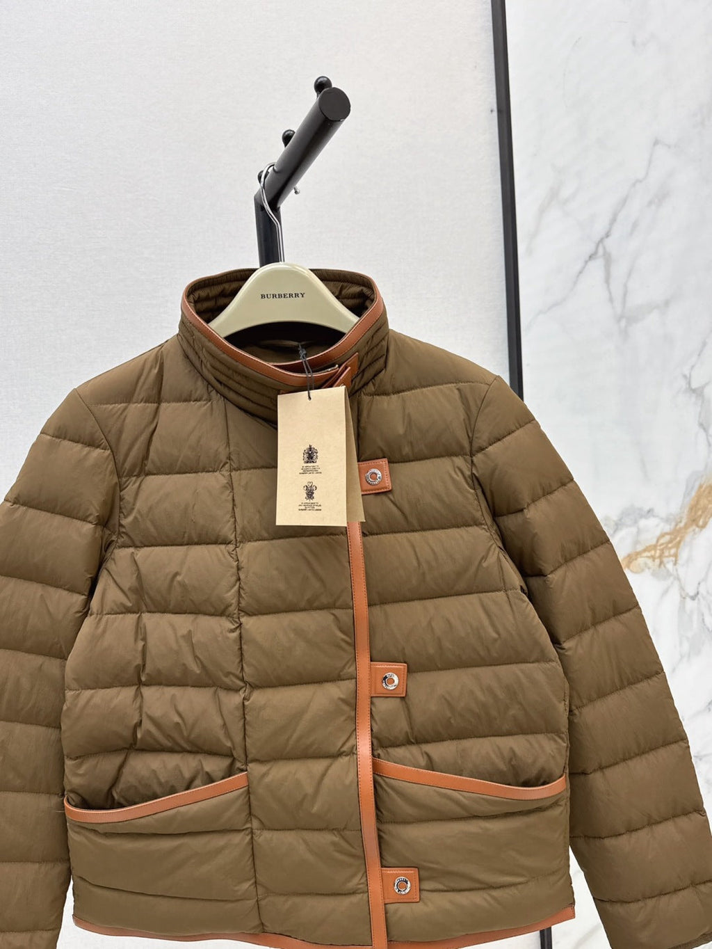Bur 25fw down jacket