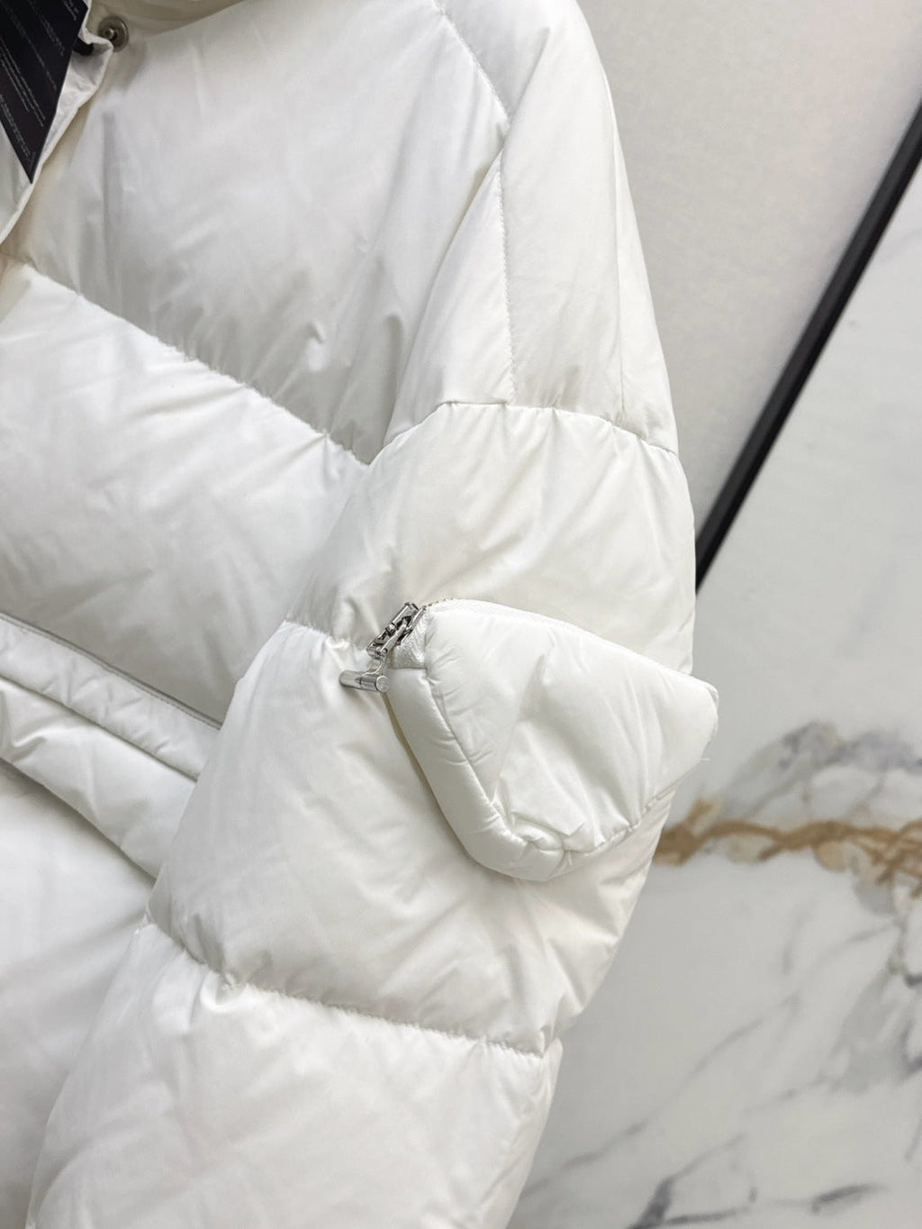 25fw down jacket