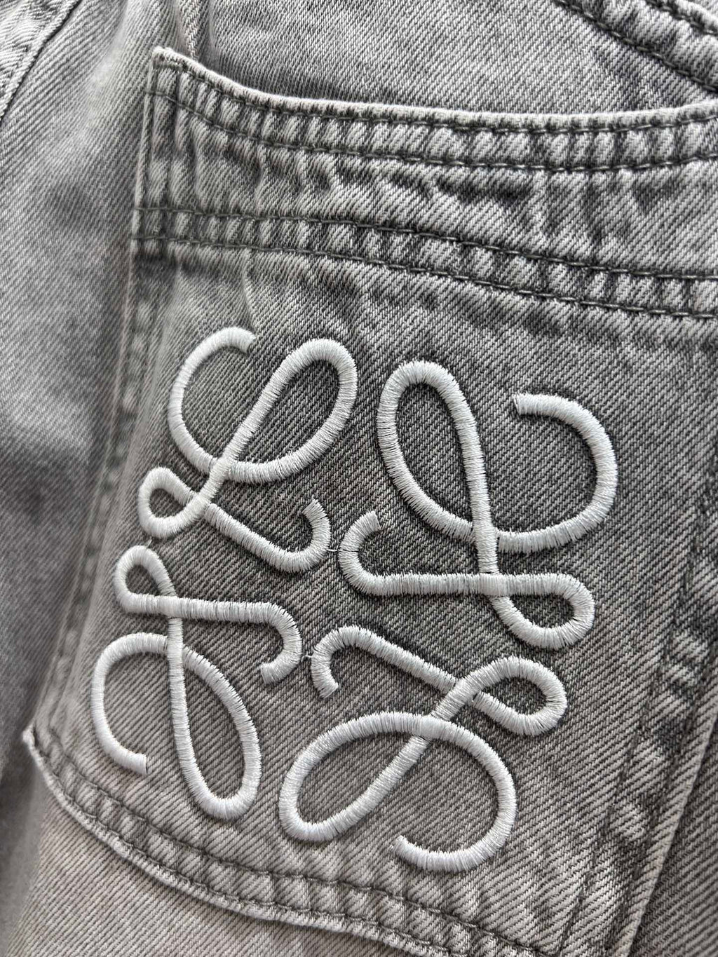 25ss embroidered jeans