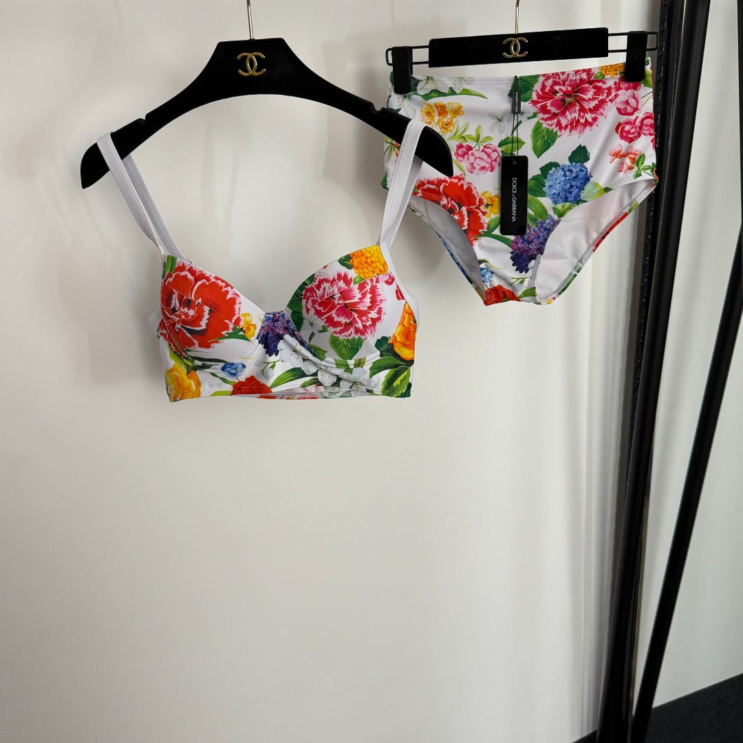 New swimsuit sets