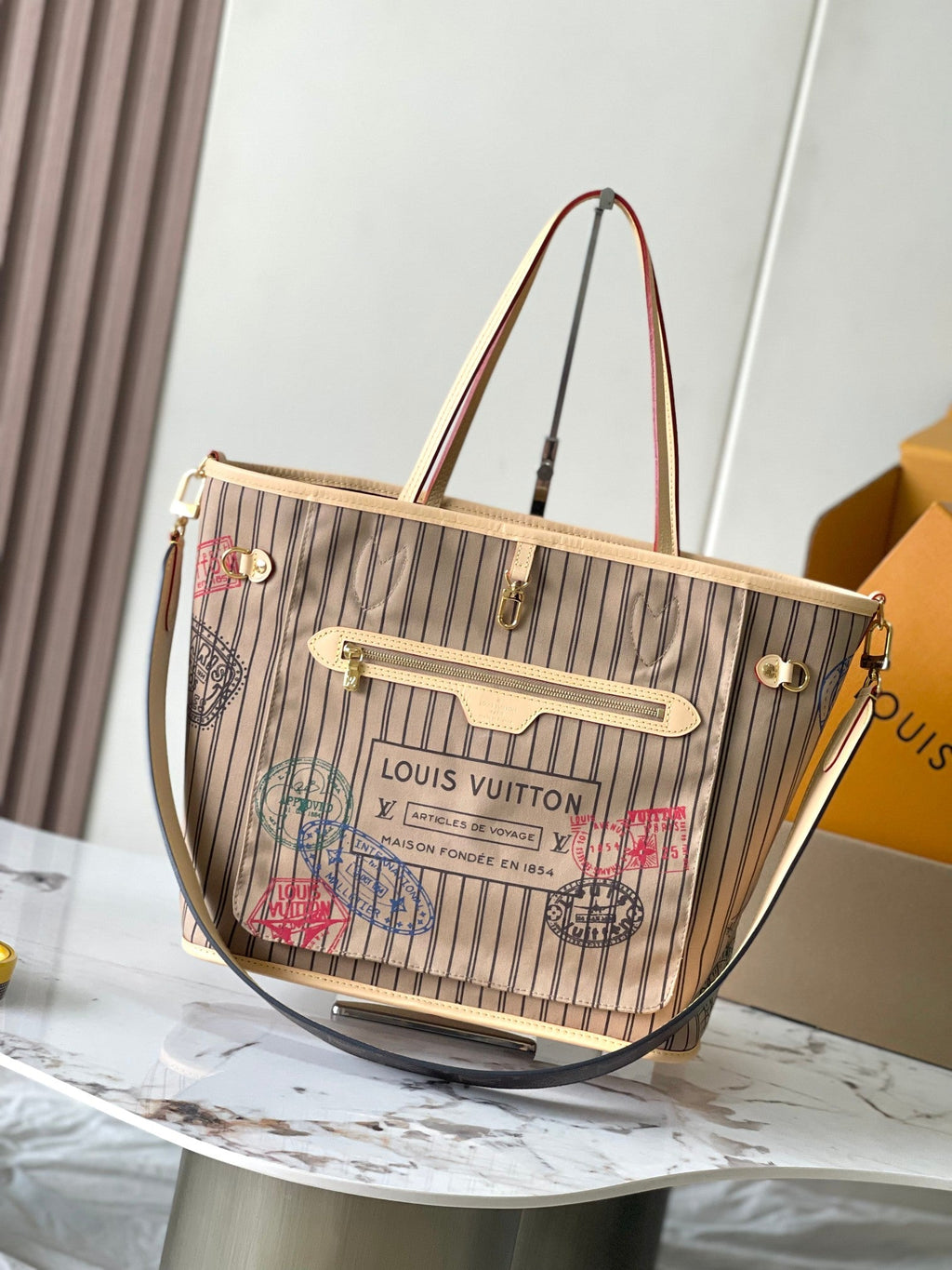 Trendy handbag