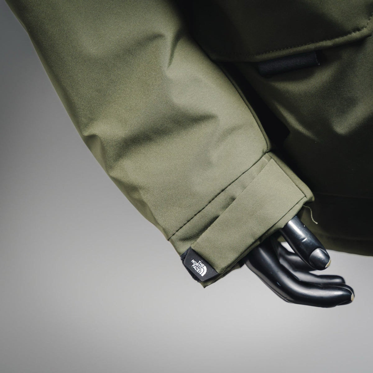 The 25fw outdoor jacket