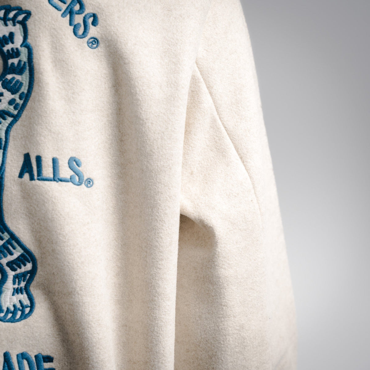 Human 25fw embroidered jacket