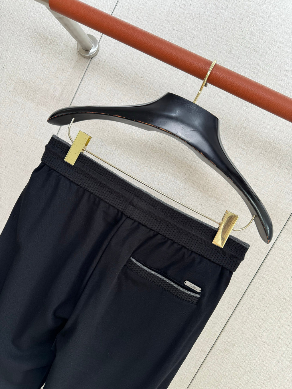 Loro 25fw embroidered pants