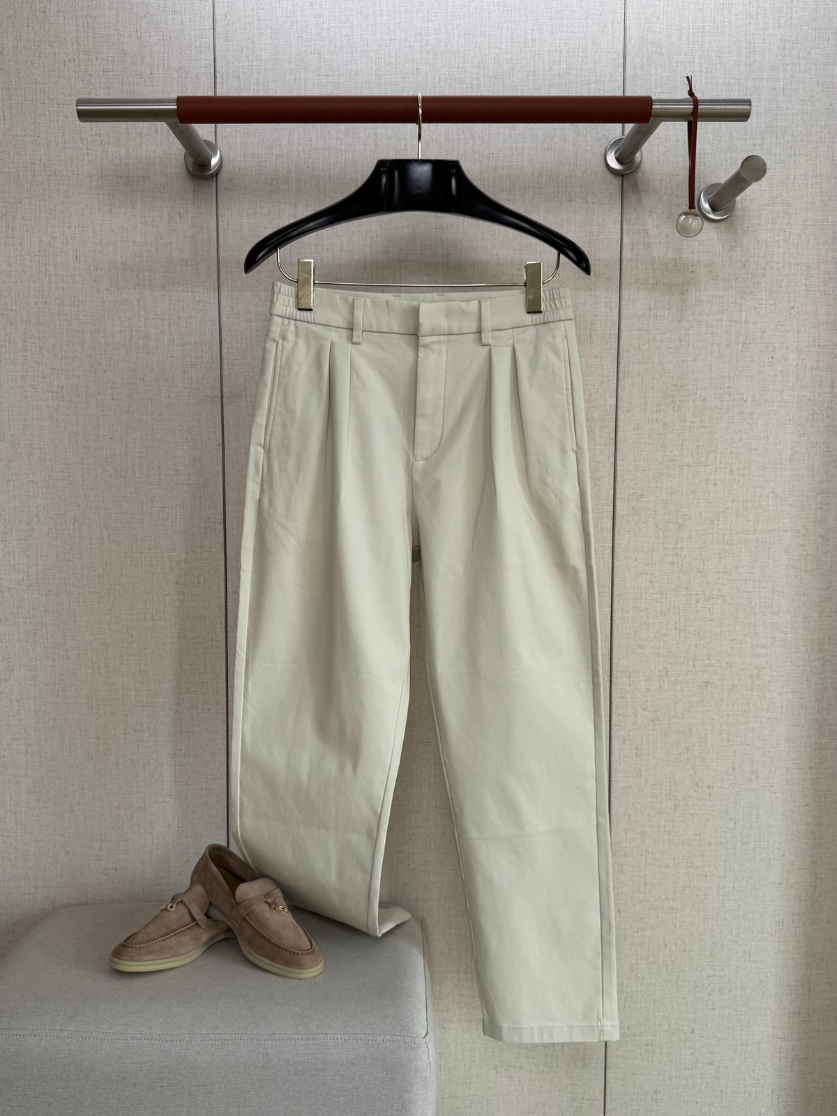 Loro 25fw all-match pants