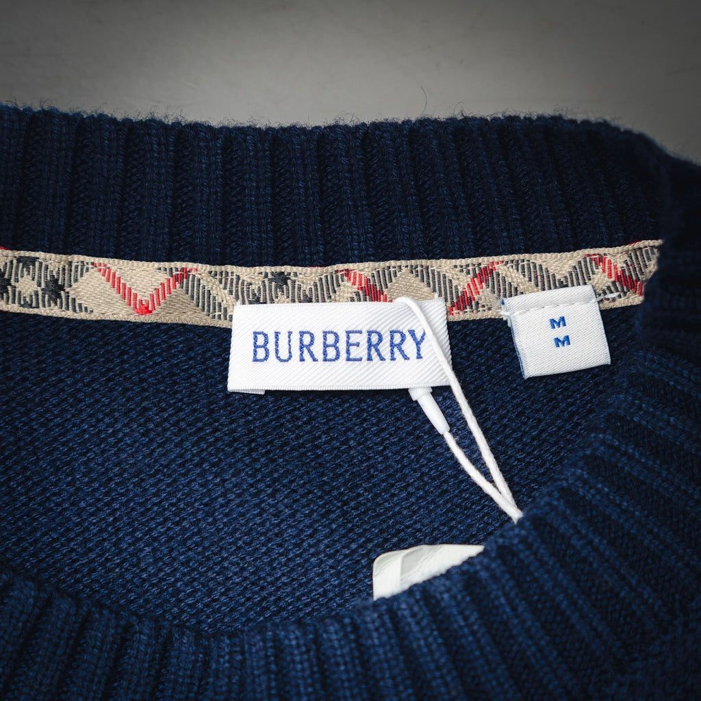 Burbery 25fw embroidered sweater