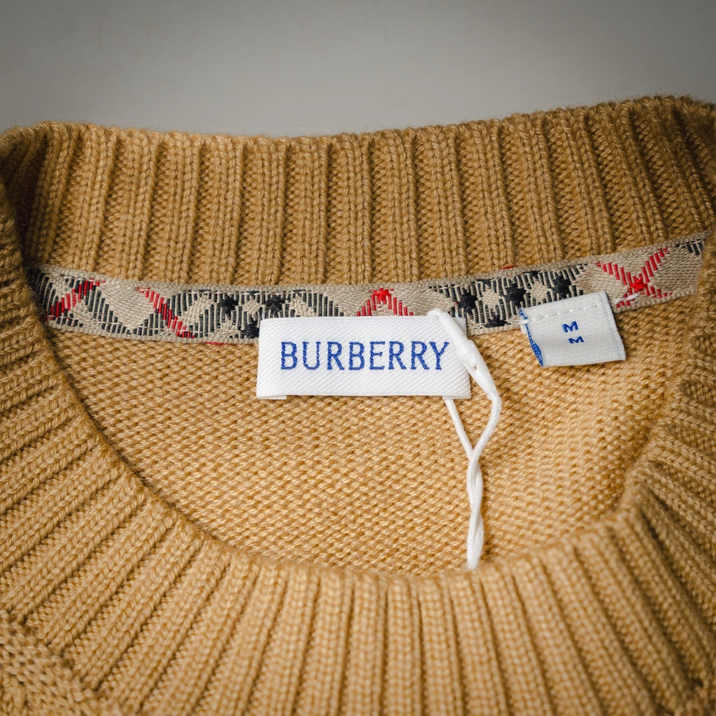 Burbery 25fw embroidered sweater