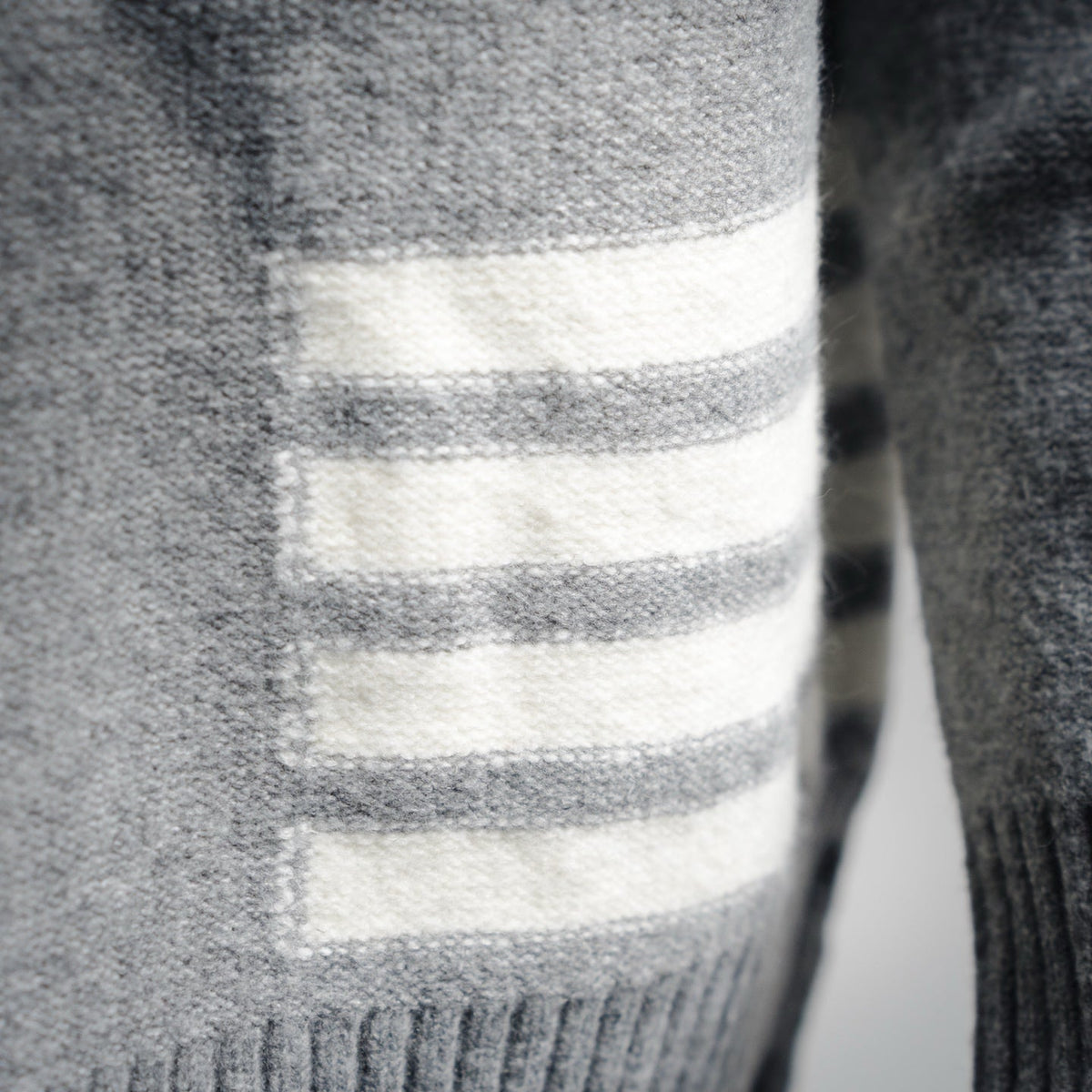 Thom 25fw casual sweater