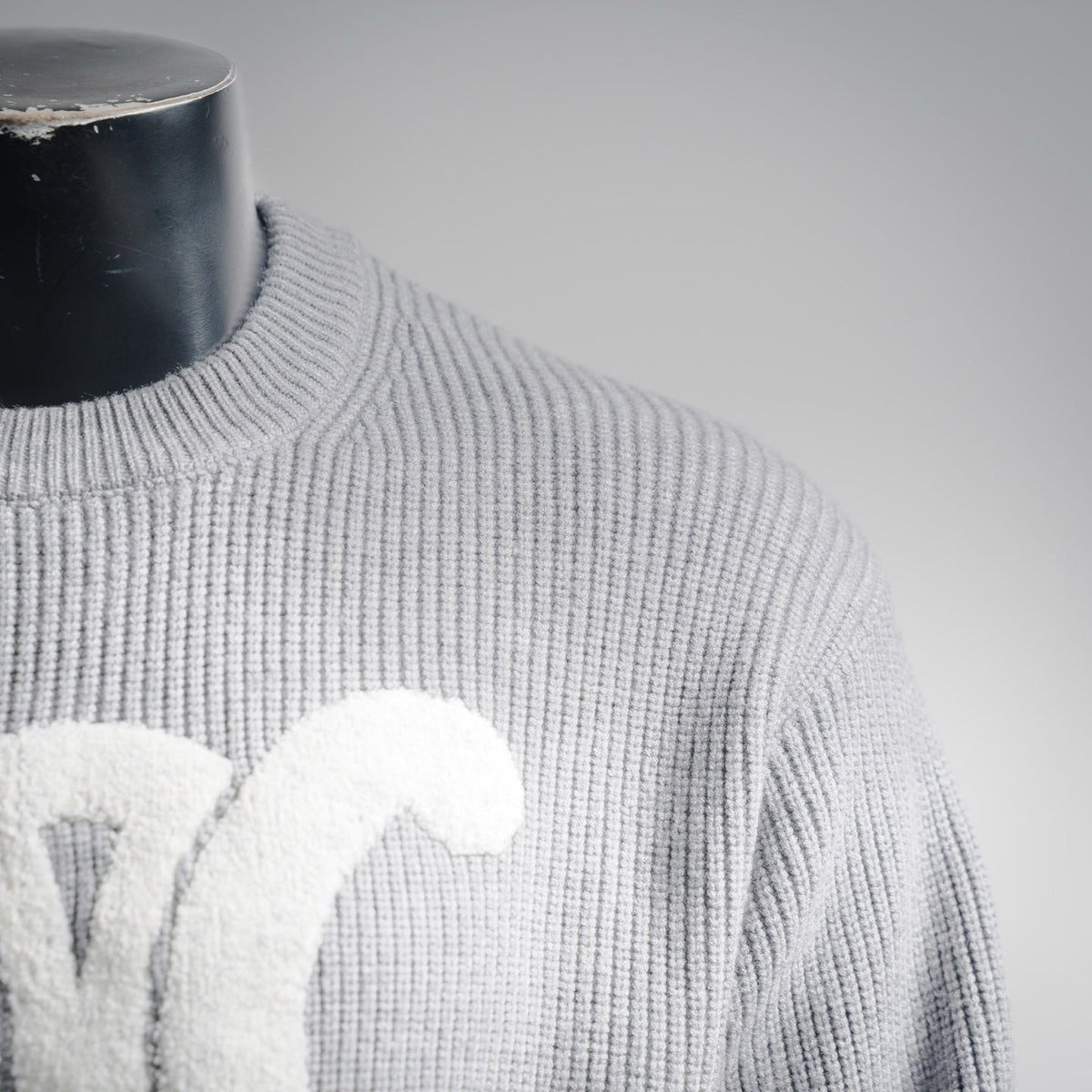 Cel 25fw knitted sweater