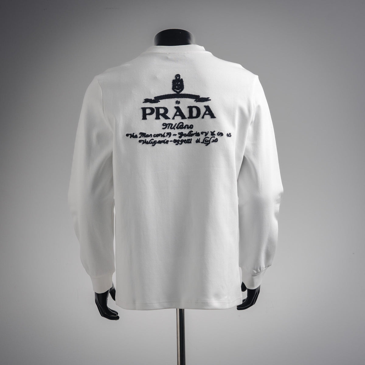 Pra 25fw embroidered sweatshirt