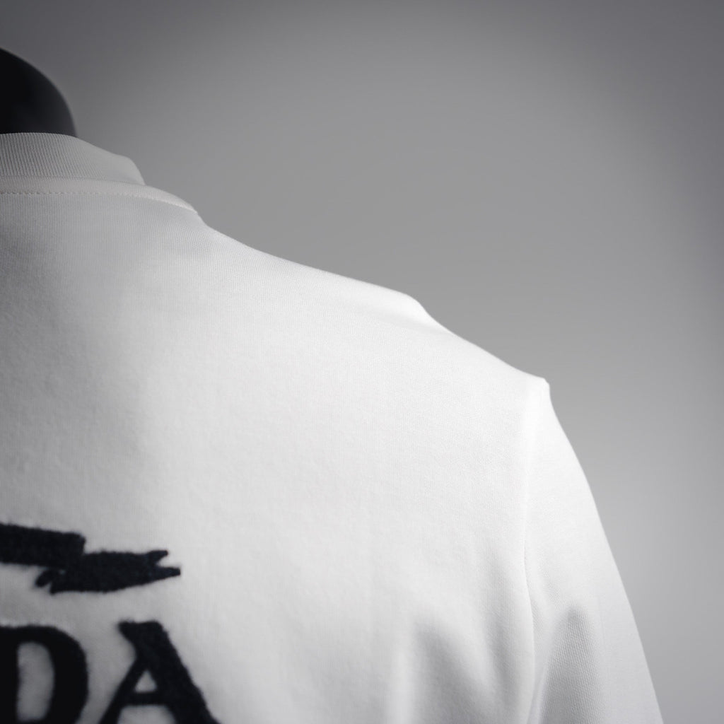 Pra 25fw embroidered sweatshirt
