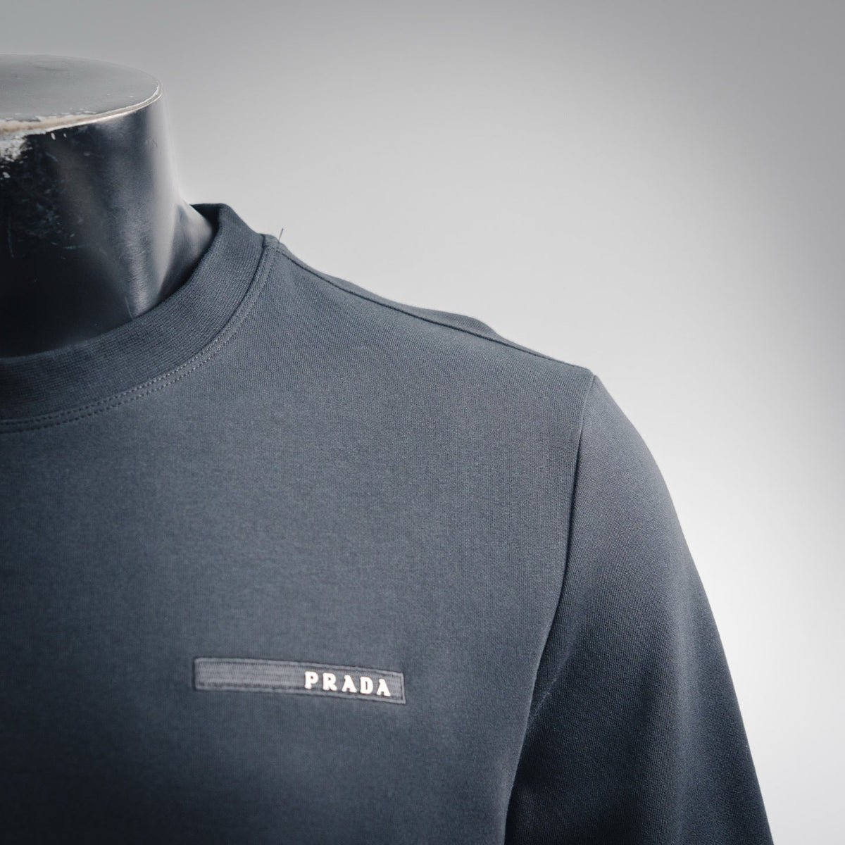 Pra 25fw embroidered sweatshirt
