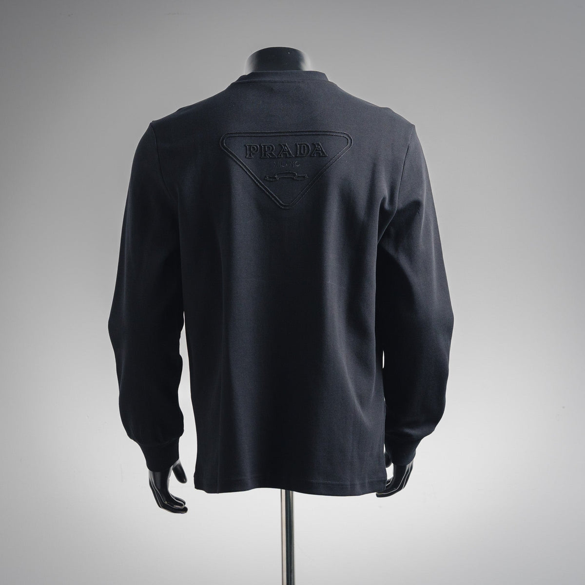 Pra 25fw embroidered sweatshirt