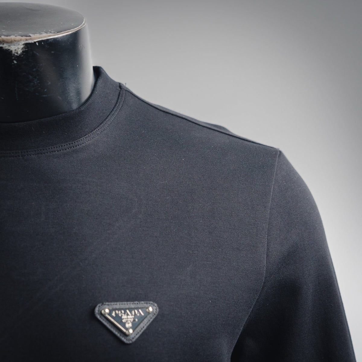 Pra 25fw embroidered sweatshirt