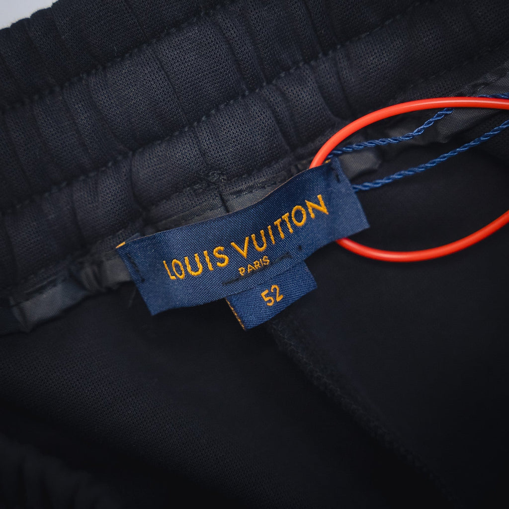 Louis 25fw all-match pants