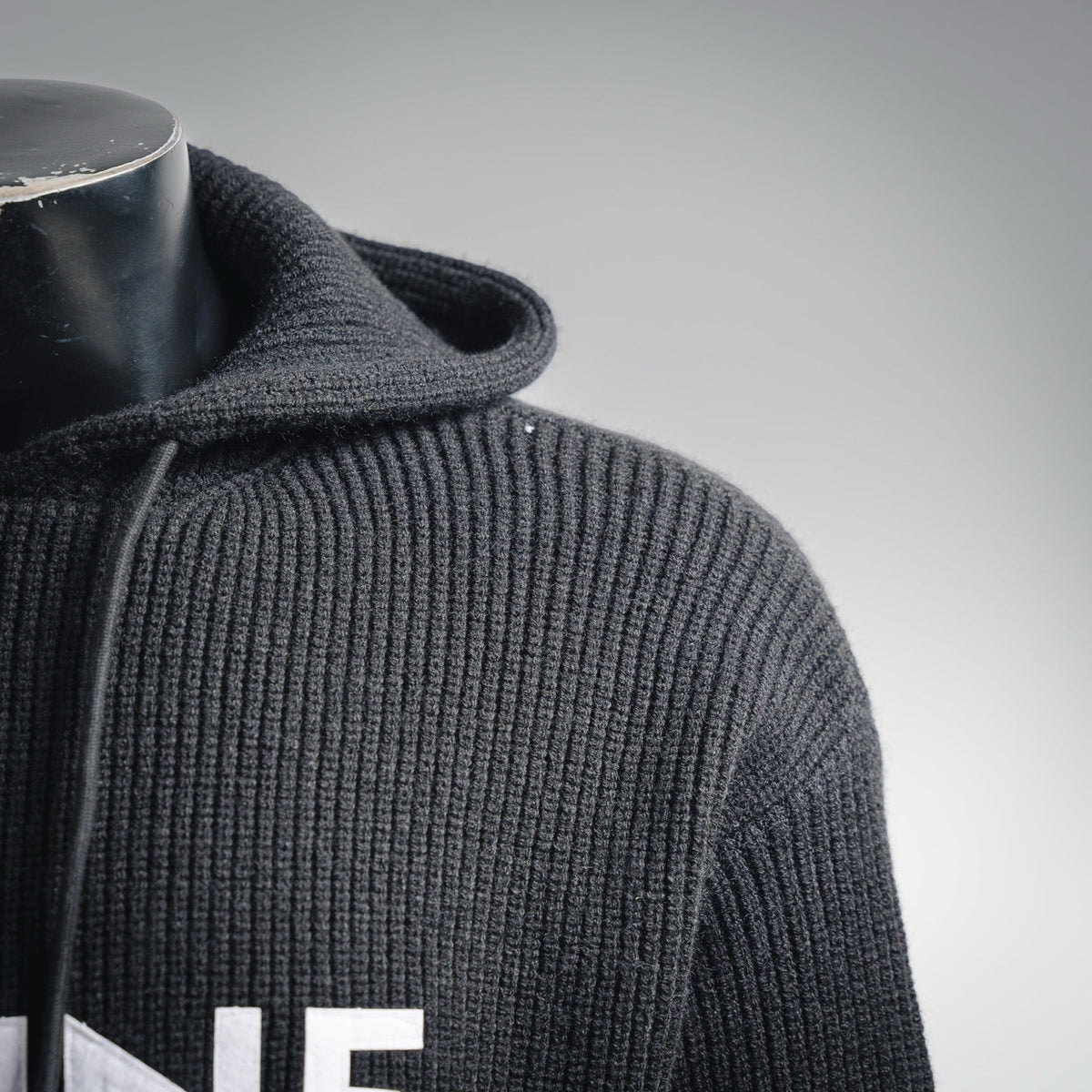 Cel 25fw knitted hoodie