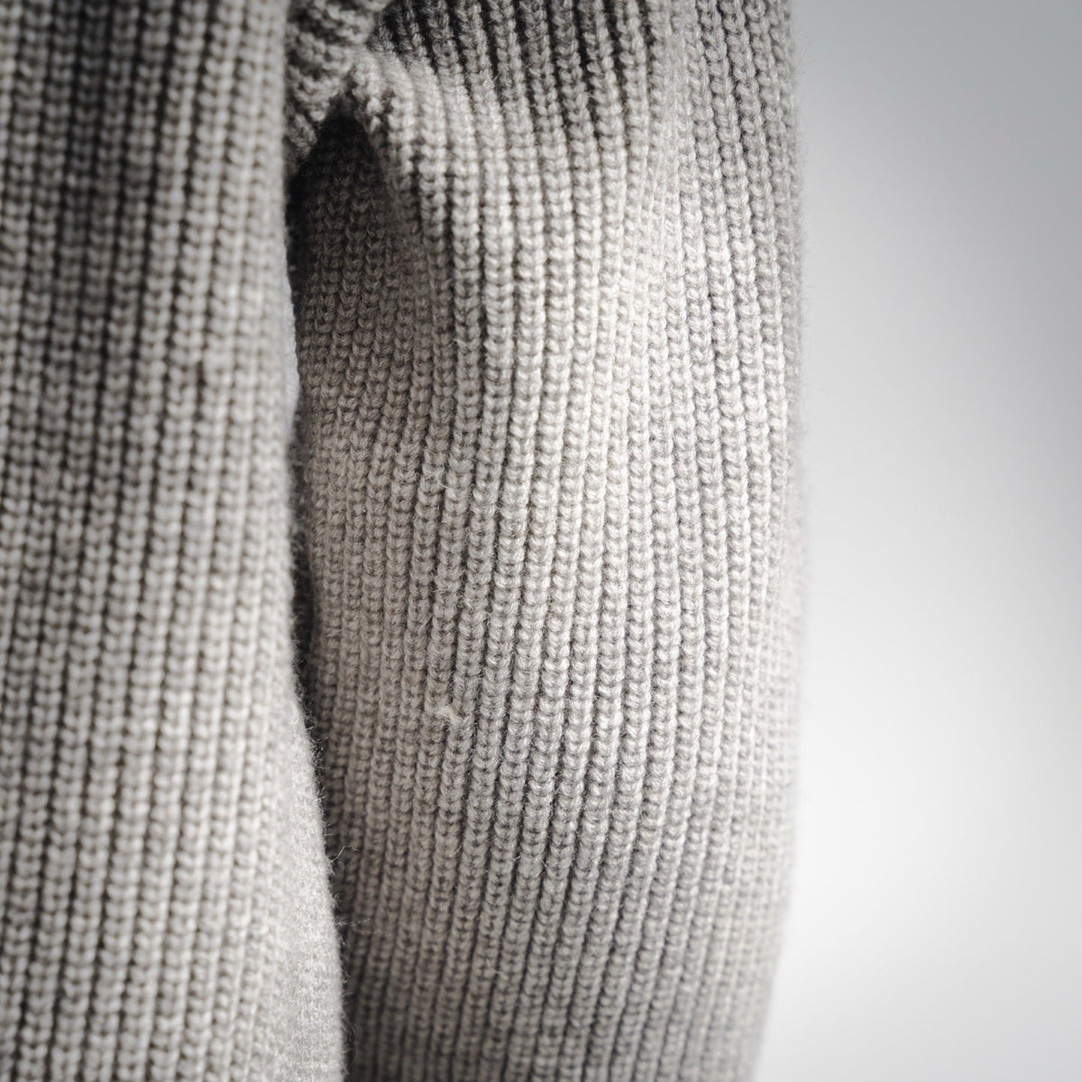 Cel 25fw knitted hoodie