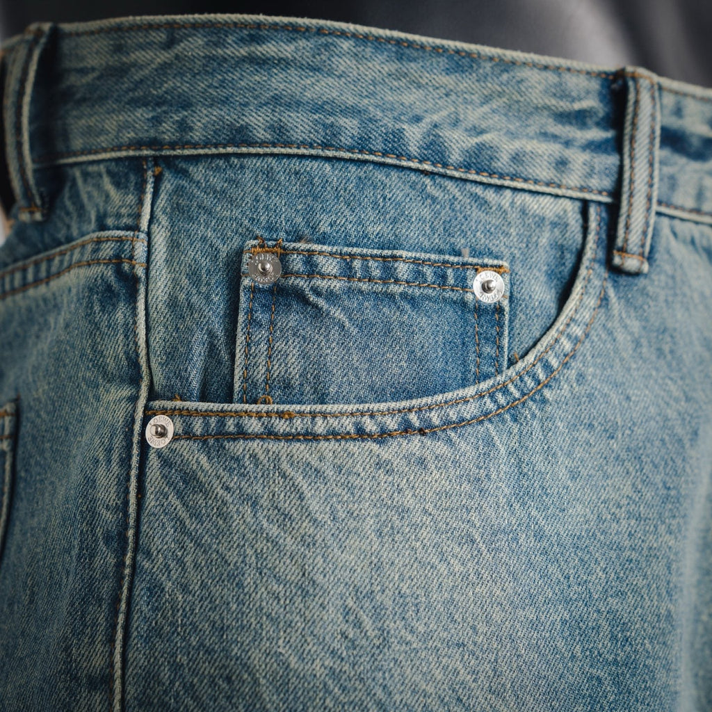 Loe 25fw all-match jeans