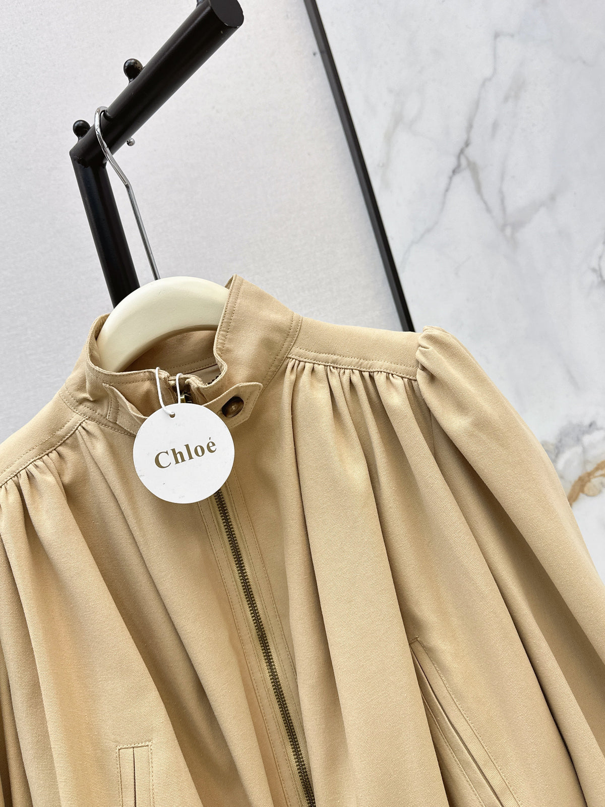 Stand-up collar cropped jacket