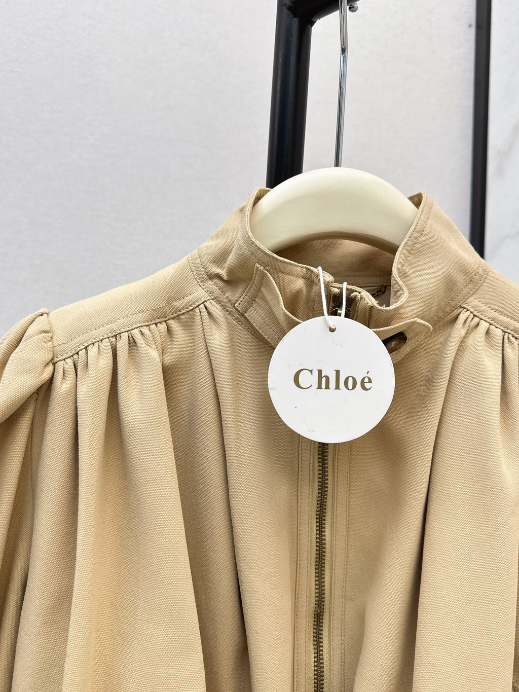 Stand-up collar cropped jacket