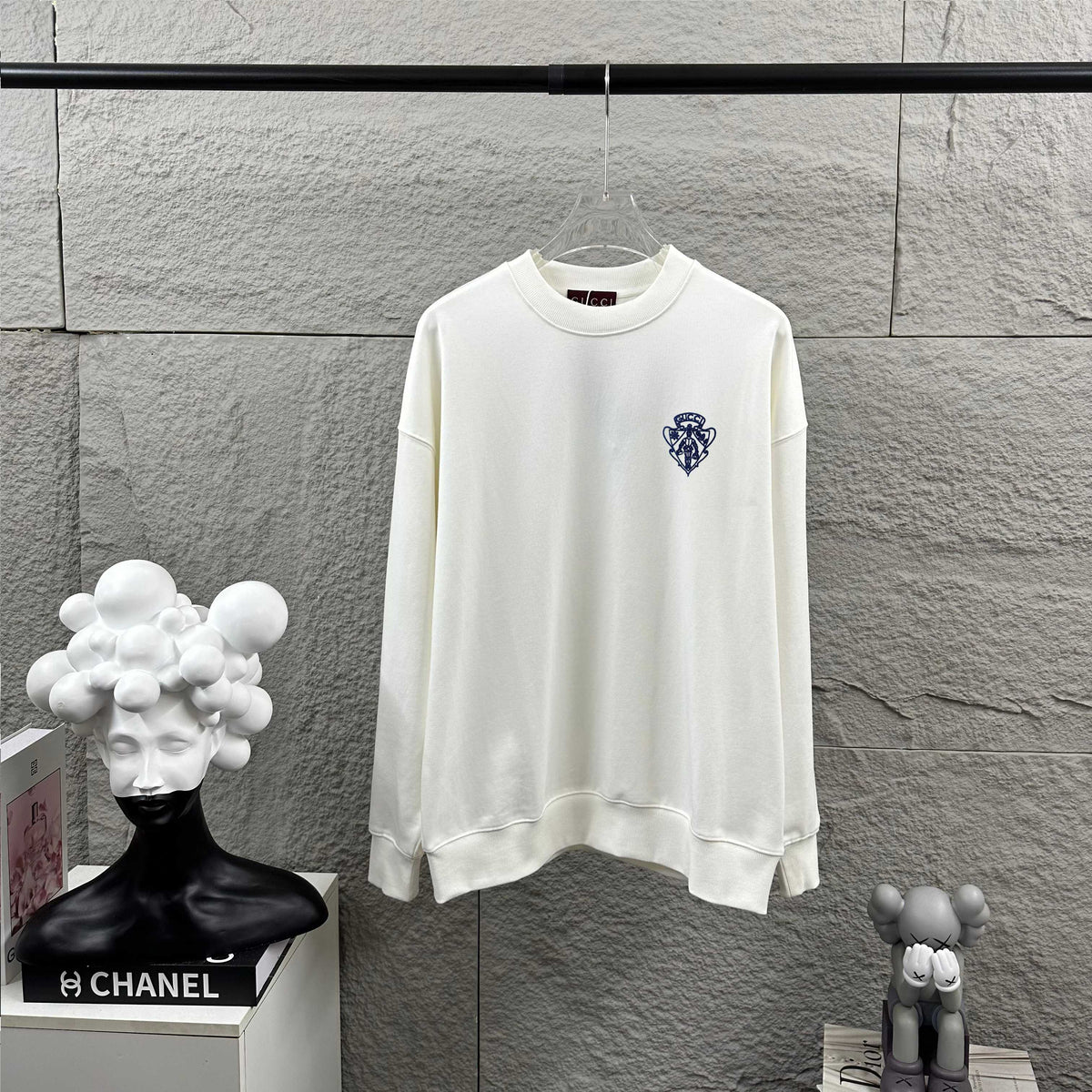 Early Autumn to Winter New Arrivals: Embroidered Long Sleeve Sweatshirt