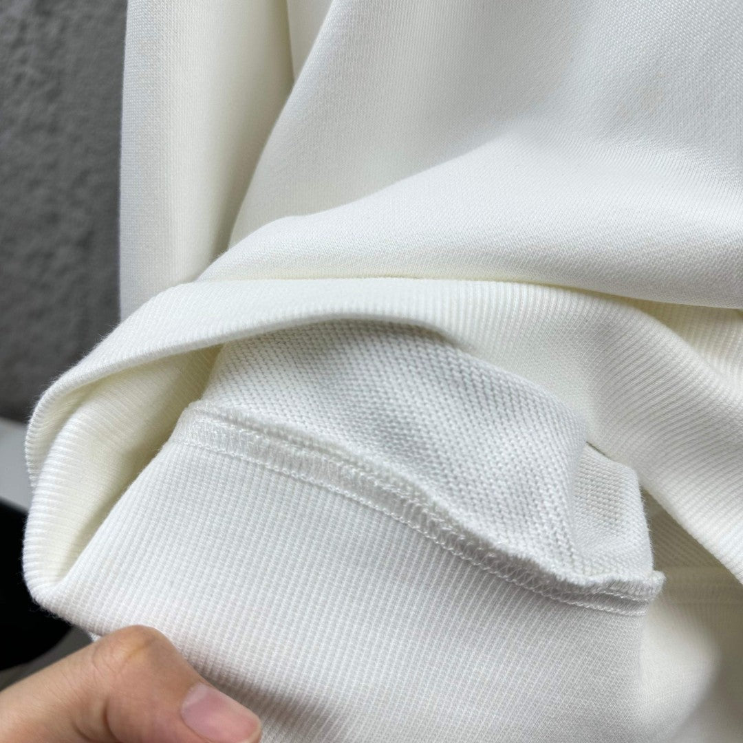 Early Autumn to Winter New Arrivals: Embroidered Long Sleeve Sweatshirt