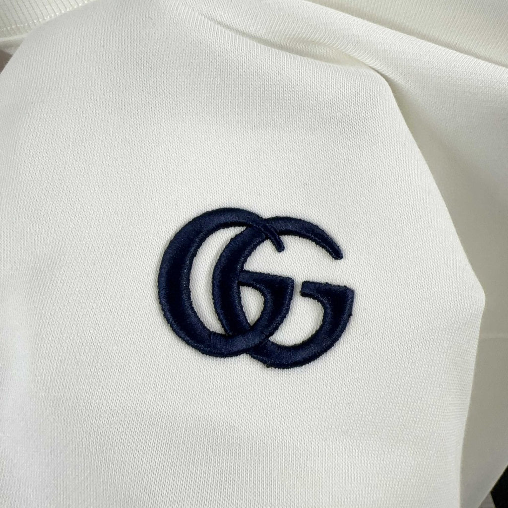 Early Autumn to Winter New Arrivals: Embroidered Long Sleeve Sweatshirt