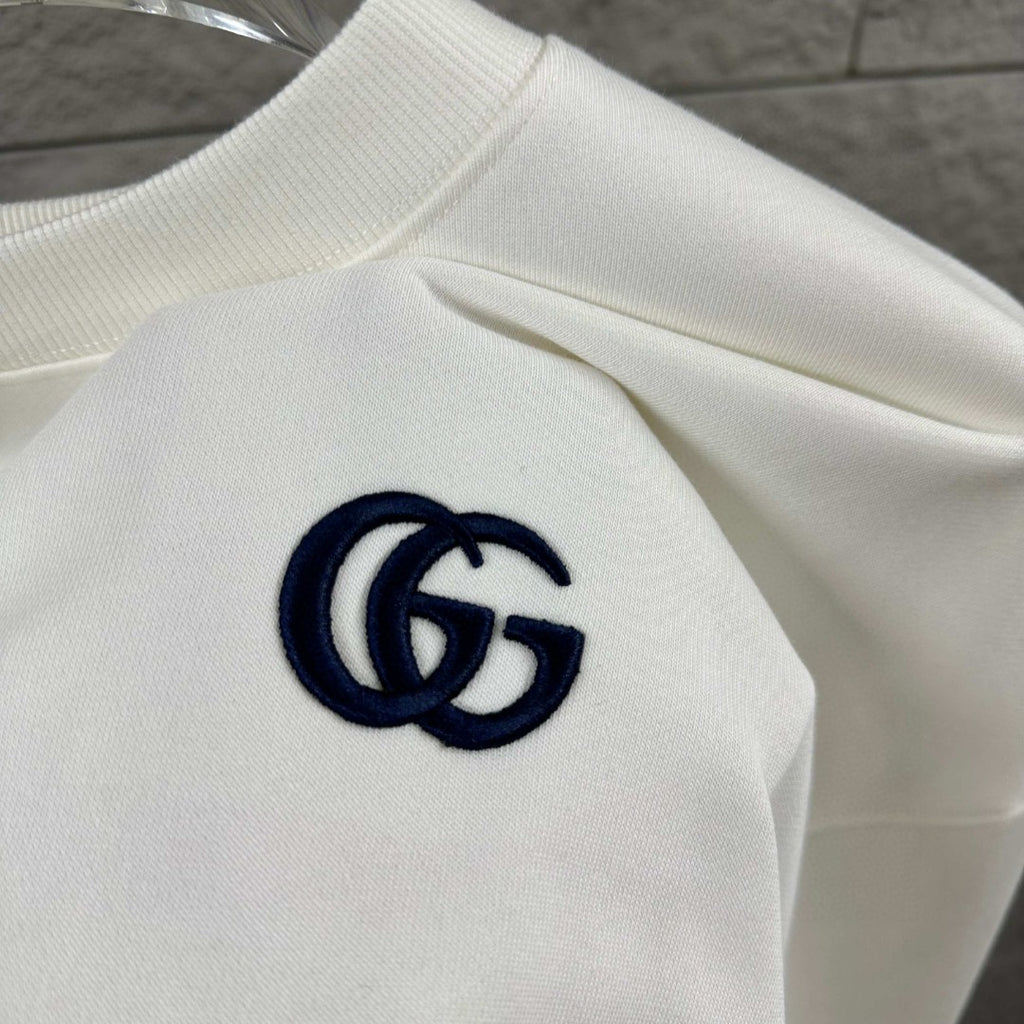 Early Autumn to Winter New Arrivals: Embroidered Long Sleeve Sweatshirt