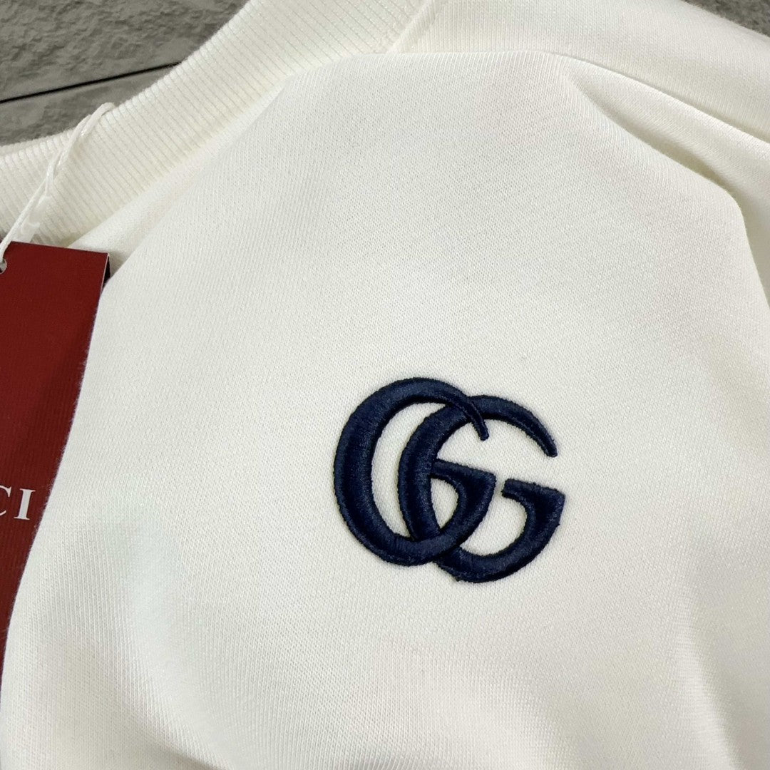 Early Autumn to Winter New Arrivals: Embroidered Long Sleeve Sweatshirt