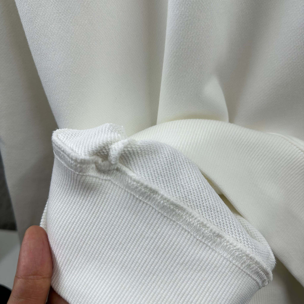 Early Autumn to Winter New Arrivals: Embroidered Long Sleeve Sweatshirt