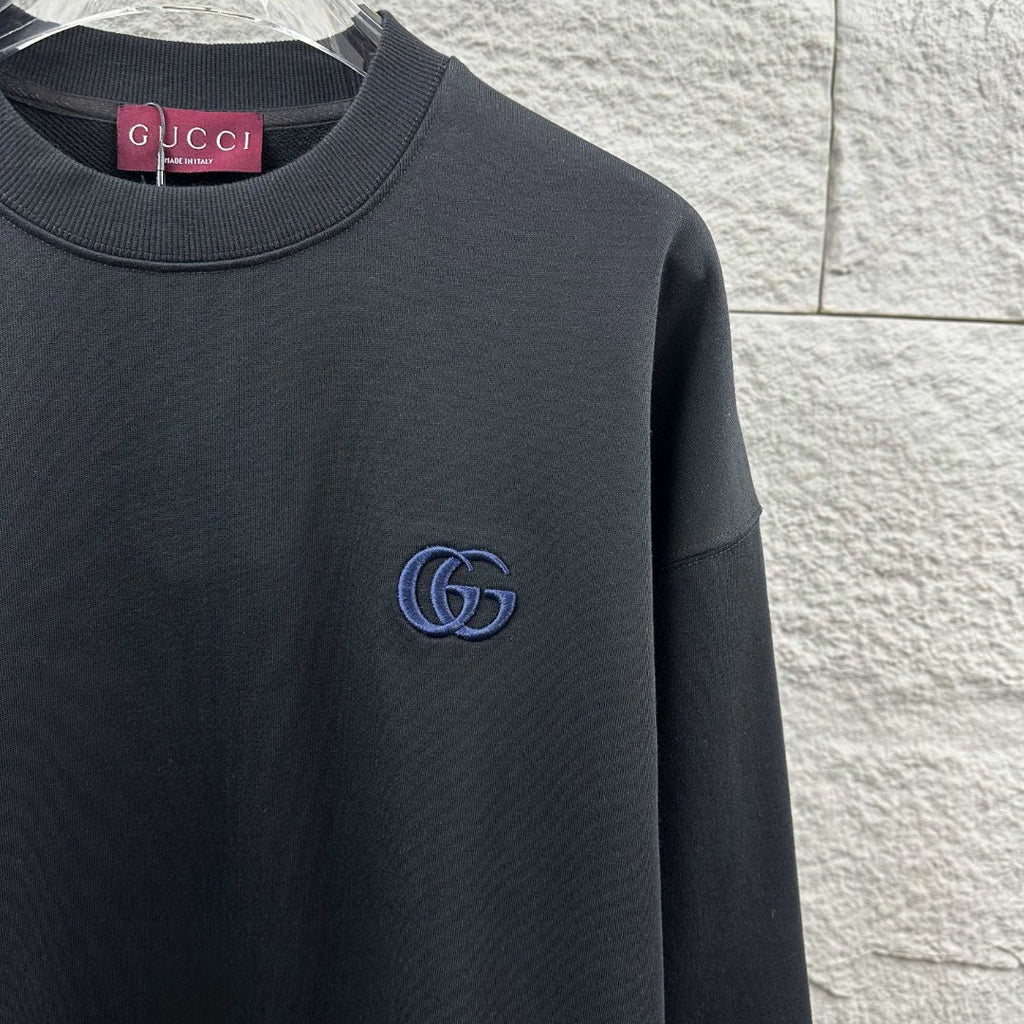 Early Autumn to Winter New Arrivals: Embroidered Long Sleeve Sweatshirt