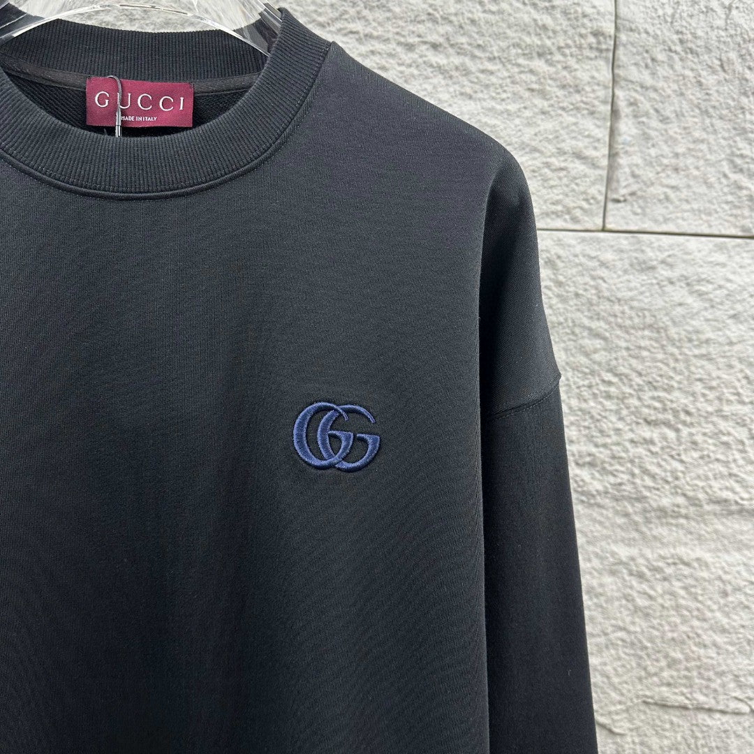 Early Autumn to Winter New Arrivals: Embroidered Long Sleeve Sweatshirt
