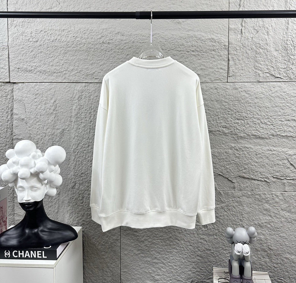 Early Autumn to Winter New Arrivals: Embroidered Long Sleeve Sweatshirt
