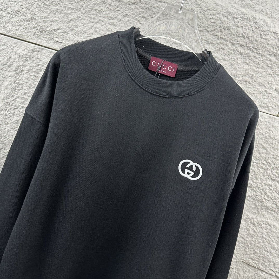 Early Autumn to Winter New Arrivals: Embroidered Long Sleeve Sweatshirt