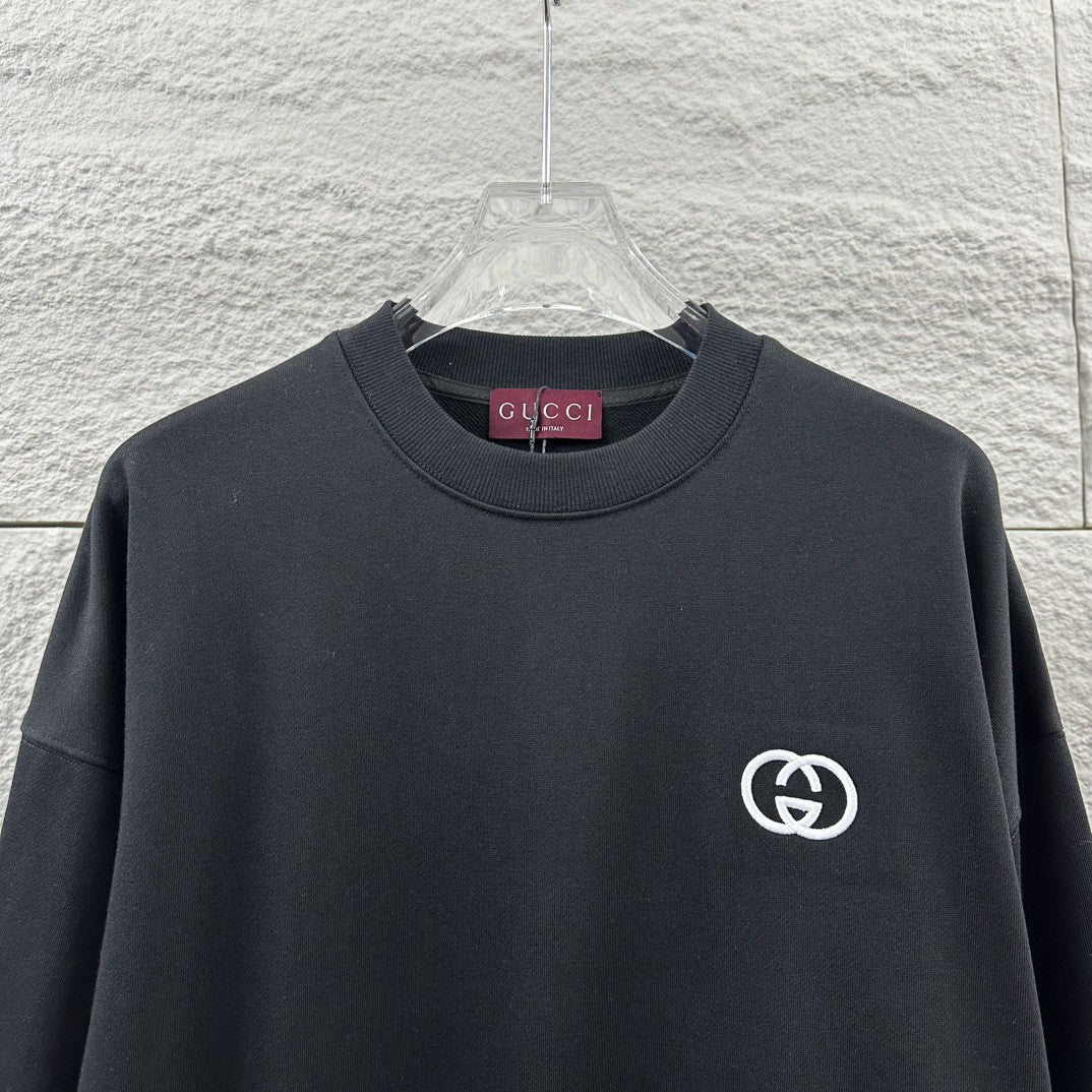 Early Autumn to Winter New Arrivals: Embroidered Long Sleeve Sweatshirt