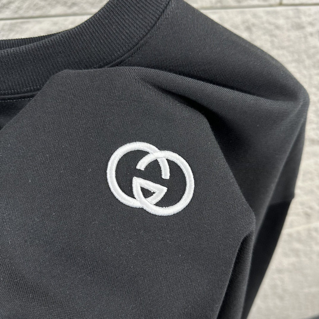 Early Autumn to Winter New Arrivals: Embroidered Long Sleeve Sweatshirt