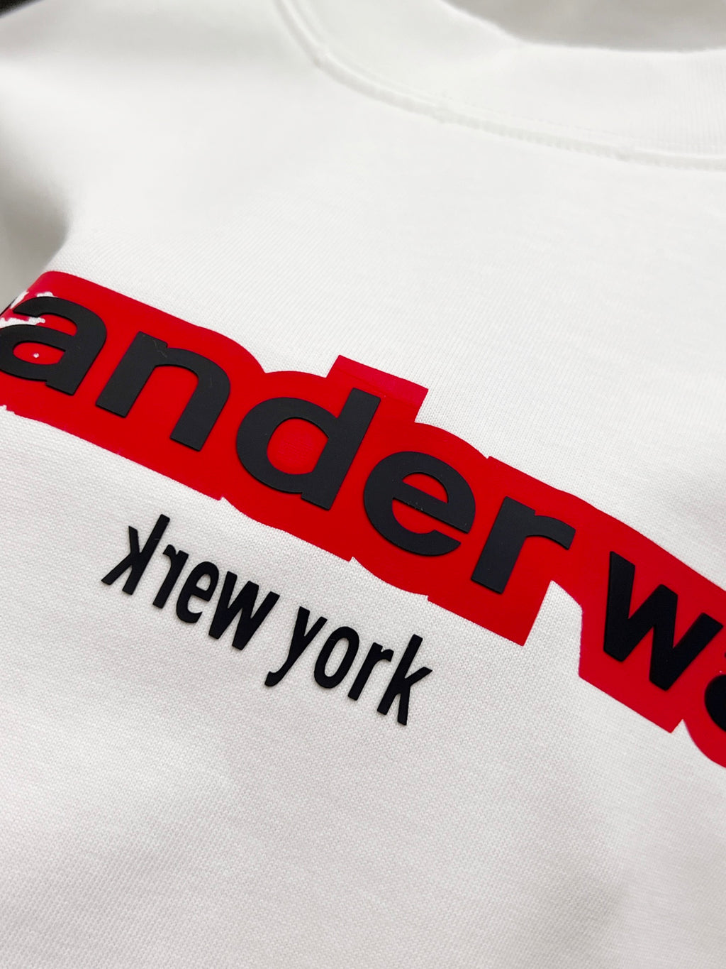 Classic letter three-dimensional embroidery and patchwork technique for short sleeves