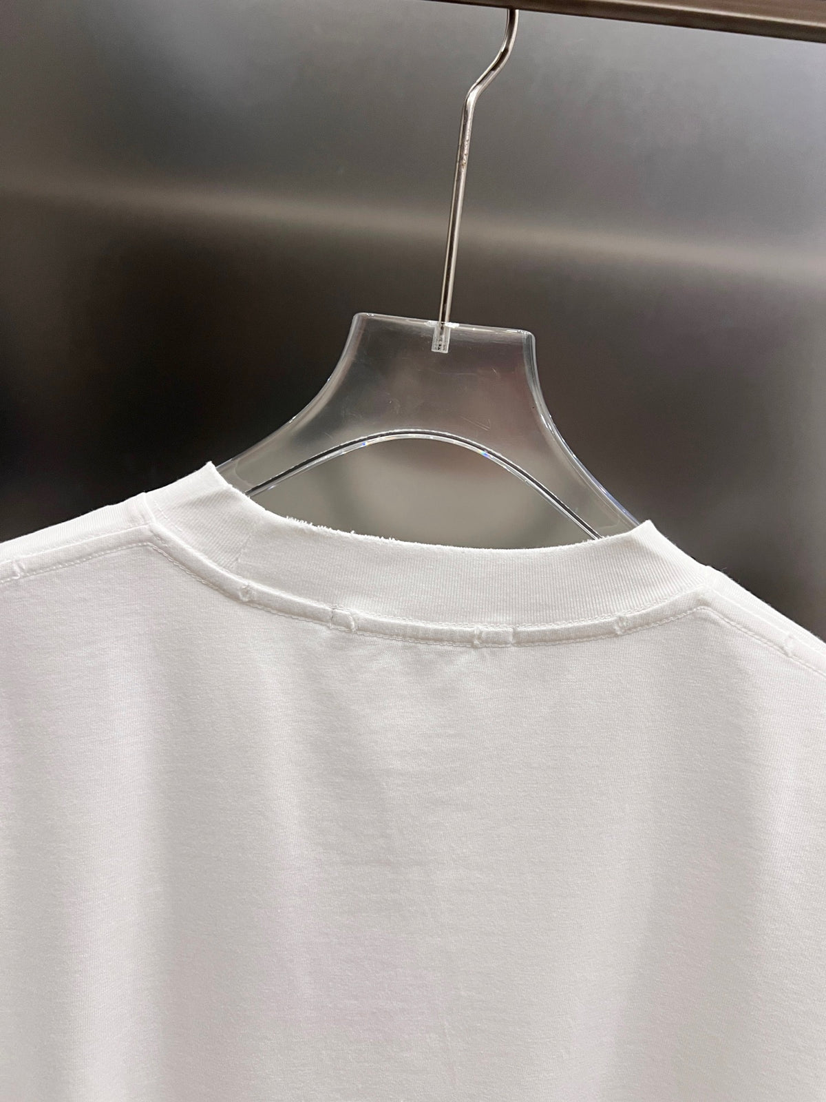 Wear and tear water washing short sleeves, round neck short sleeves