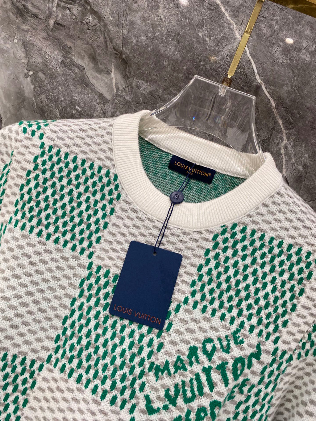26 Autumn/Winter New Checkered Woolen Sweater