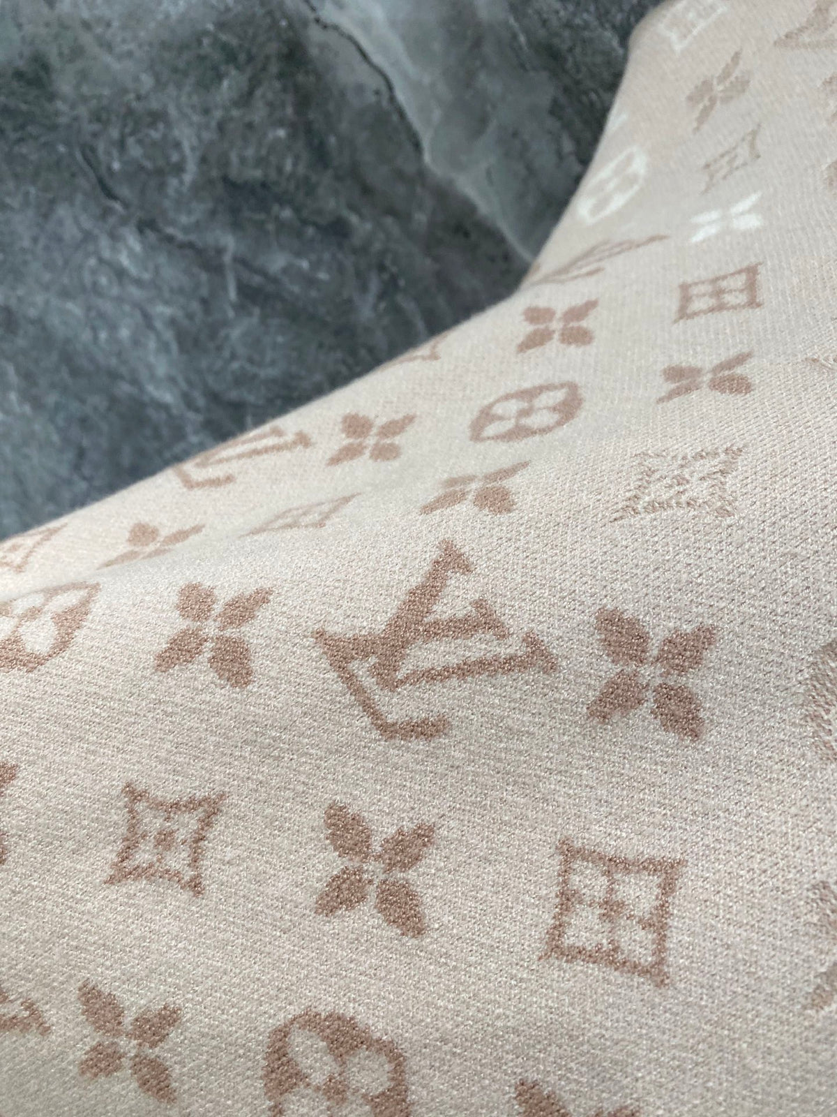 26 Autumn/Winter New Versatile Woolen Sweater