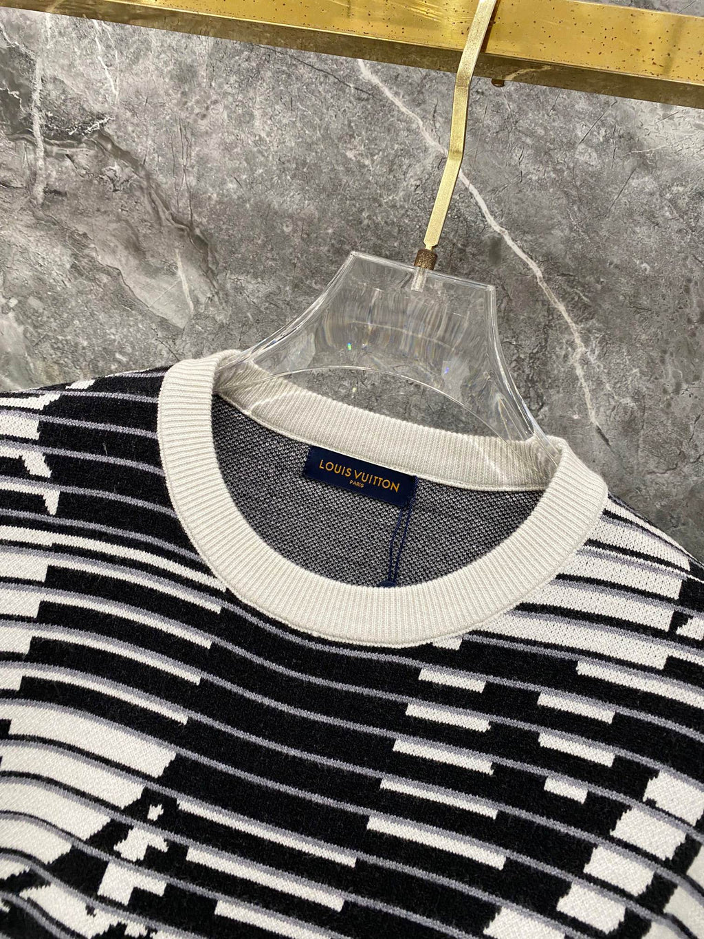 26 Autumn/Winter New Checkered Woolen Sweater