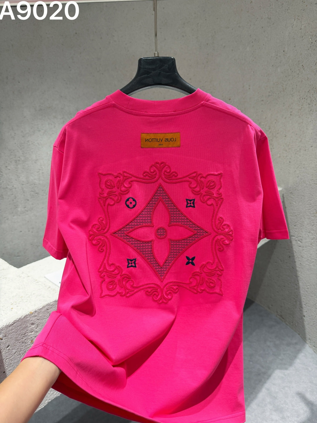 26 new embroidered letter short sleeves