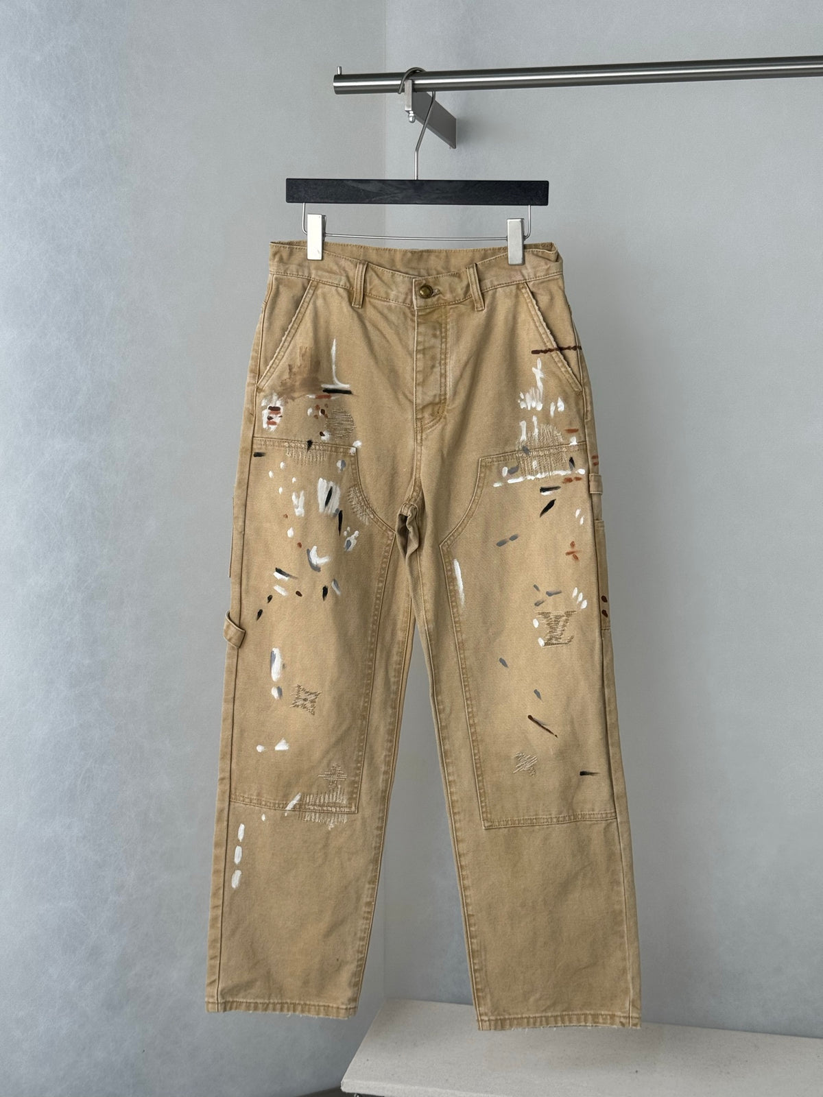 26 Vintage Distressed Paint Splatter Embroidered Workwear Denim Pants