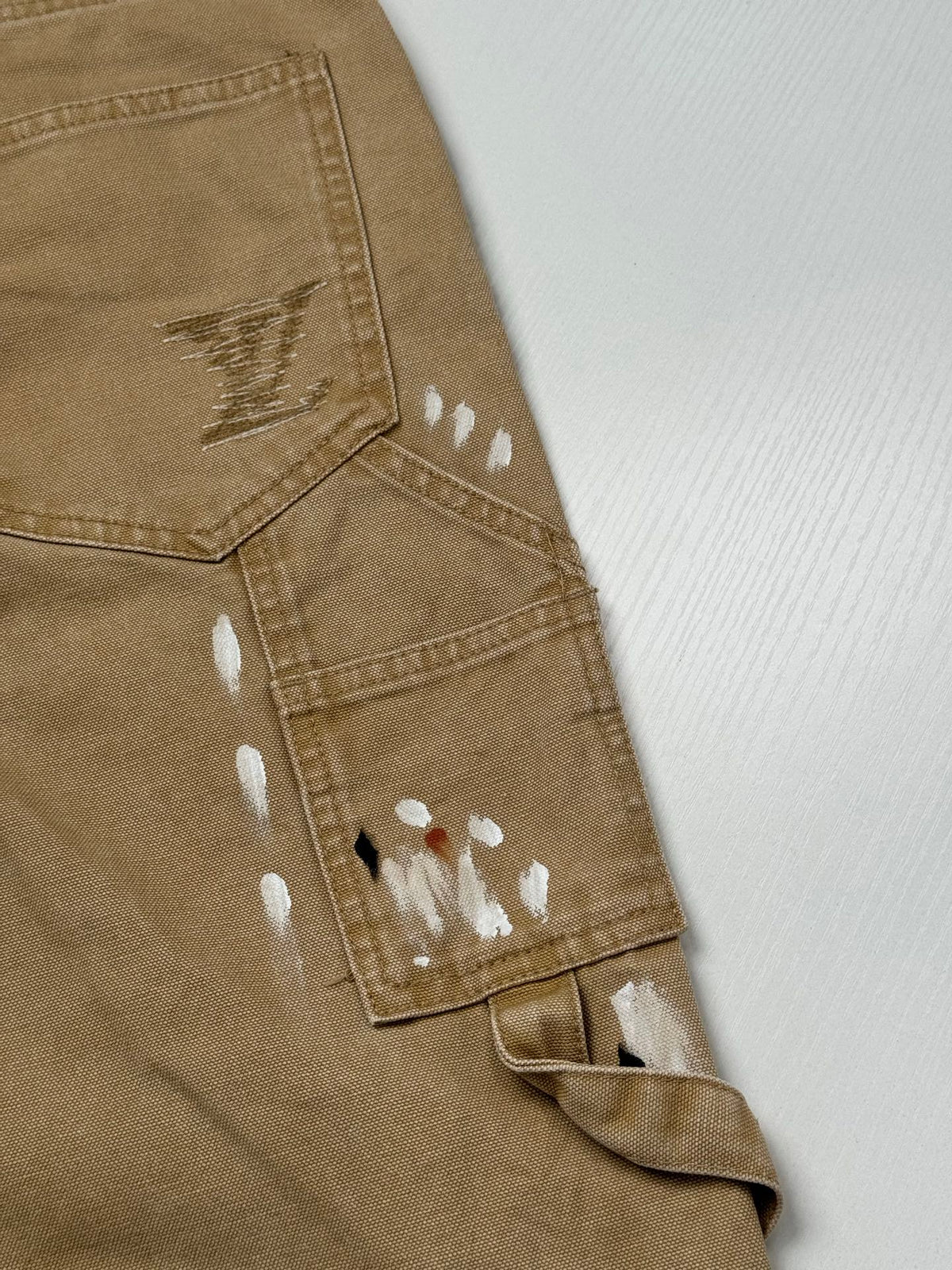 26 Vintage Distressed Paint Splatter Embroidered Workwear Denim Pants