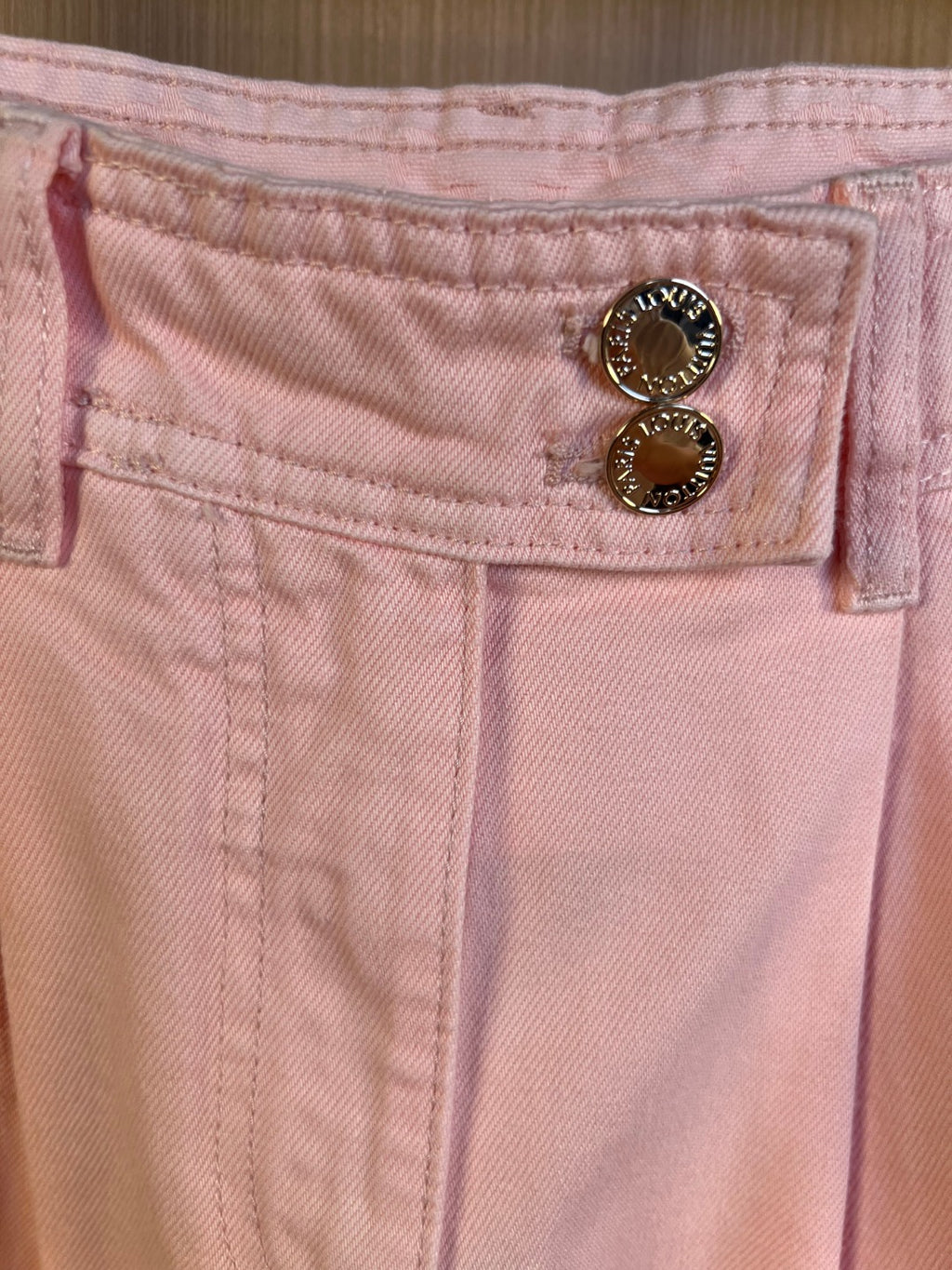 26 pleated trousers