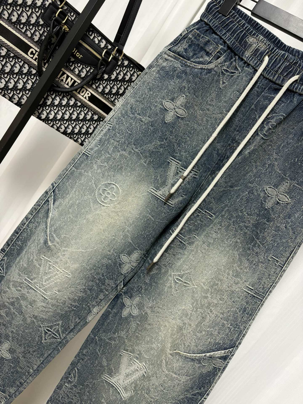26 Jacquard wide leg jeans ✨