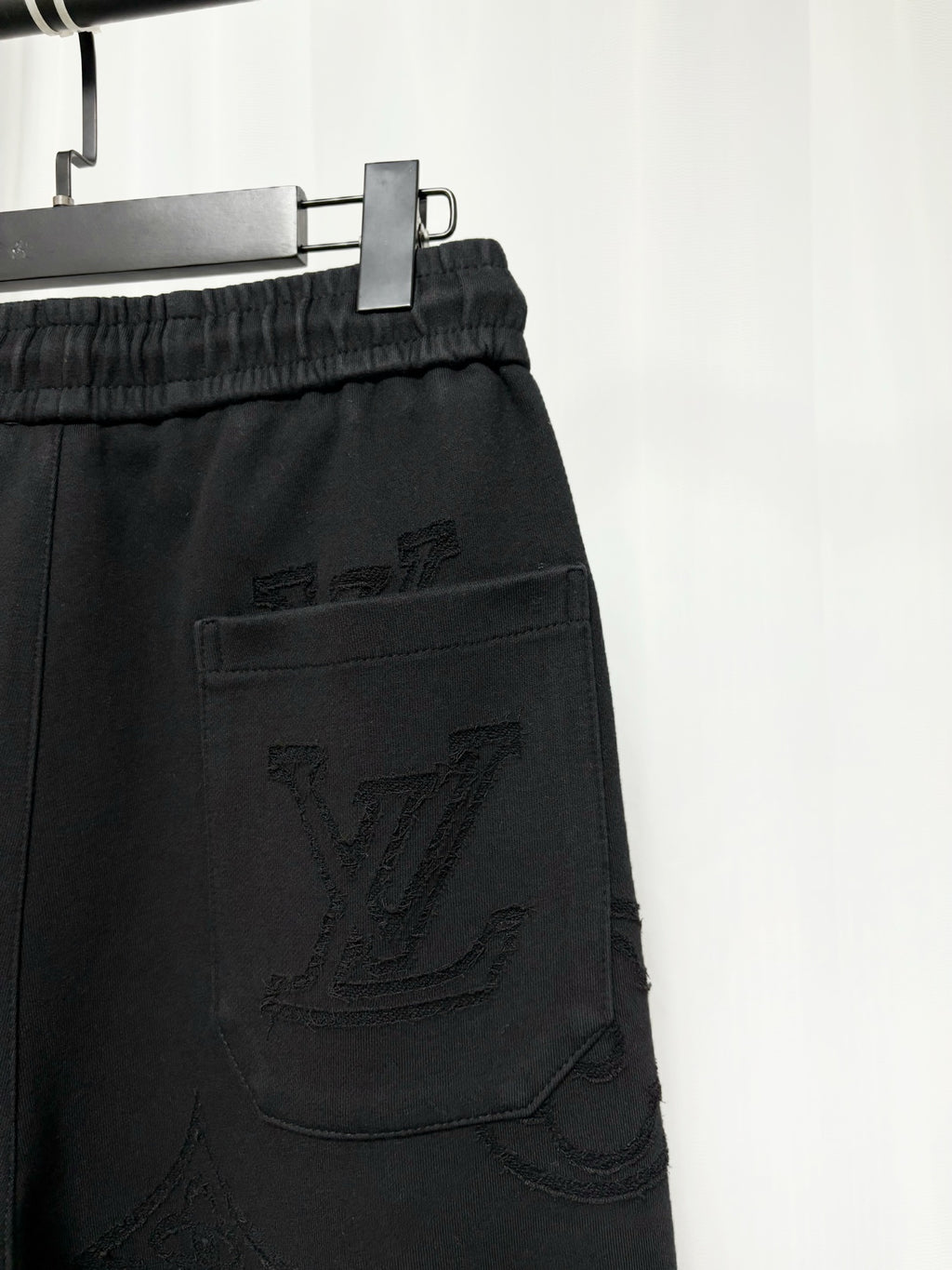 26 Full of floral sanitary pants