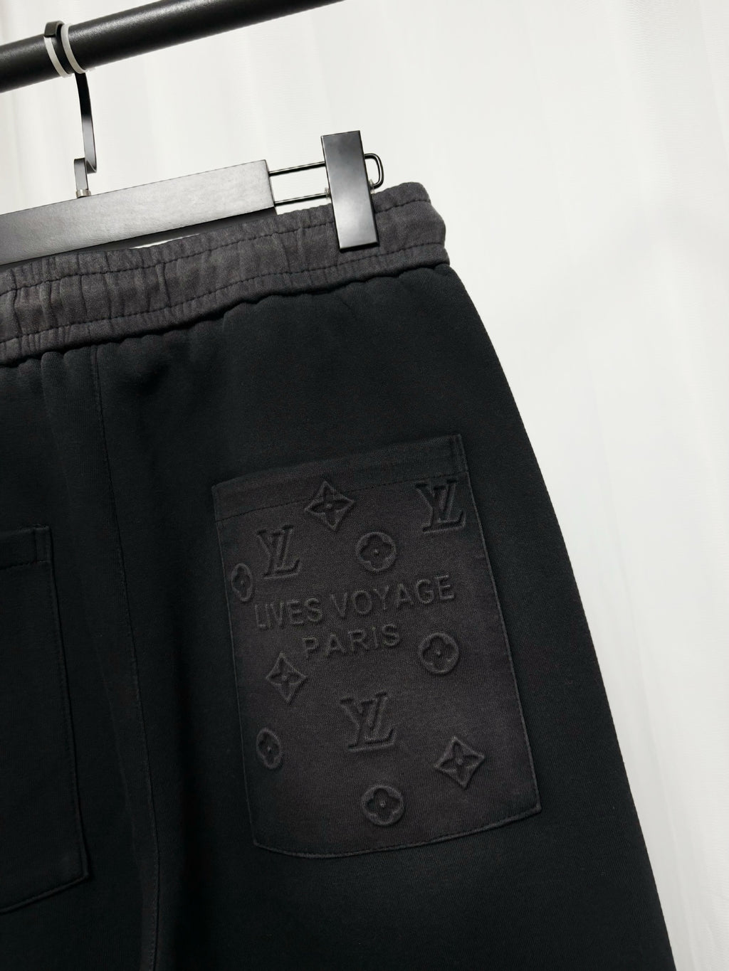 26 Washed black sweatpants